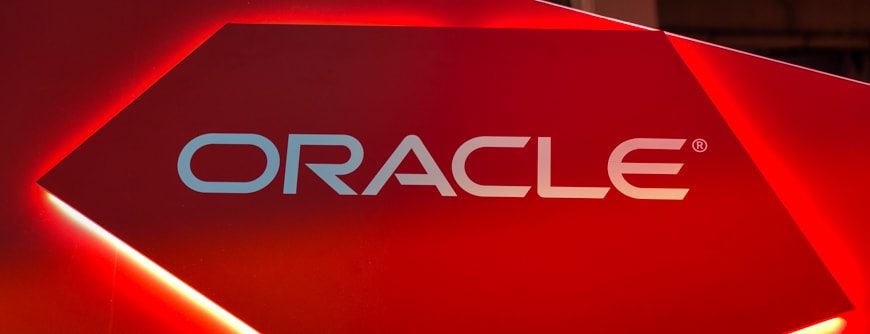 مزایای دیتابیس Oracle